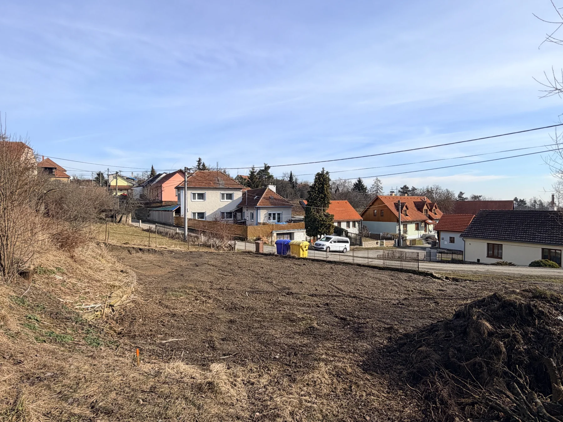 Připravený stavební pozemek v Lesním Hlubokém